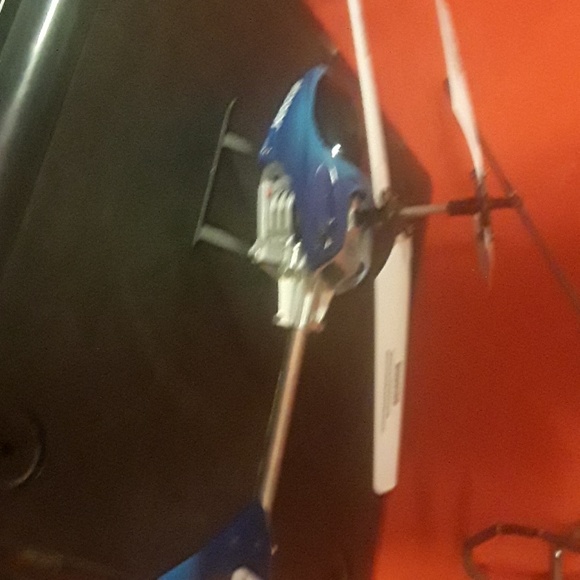 Remote airplane - Picture 2 of 3